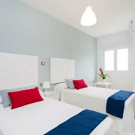 Luminoso Y Moderno Apartamento Con Vistas Al Mar